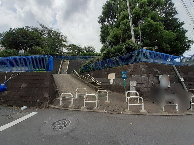 ロワモンターニュの周辺|大倉山公園まで200m