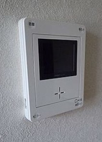 調布市調布ケ丘２丁目のアパートのセキュリティ