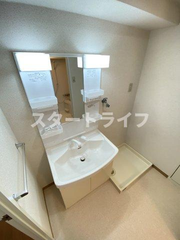 大阪市淀川区野中北２丁目の賃貸マンションの洗面所