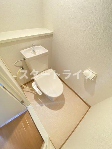 大阪市淀川区野中北２丁目の賃貸マンションのトイレ