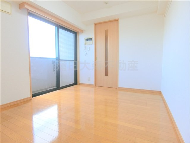 ルーブル蒲田弐番館の居間・リビング