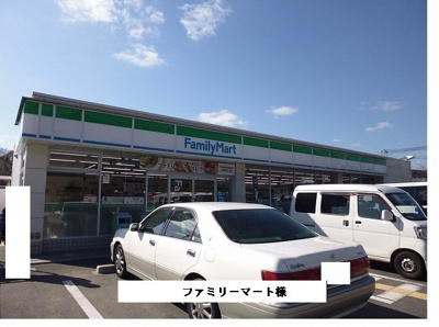 【周辺】 | ブランドールＡ（奈良市二名） | ファミリ－マ－トまで1400m
