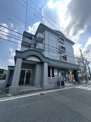 メールコート9
