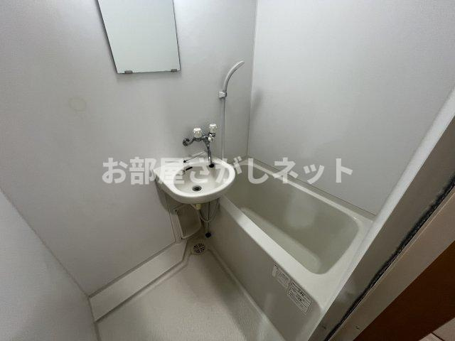 メゾン・ド・アデリーⅡ【おとり物件なし】#学生・社会人にオススメ！初期費用分割払いOK！の浴室