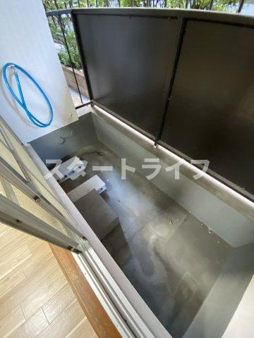 大阪市東淀川区東中島２丁目の賃貸マンションのバルコニー