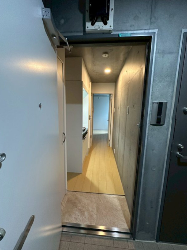 北区赤羽北３丁目の賃貸マンションの玄関