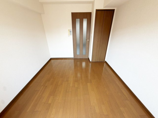 ストリーム江坂の寝室