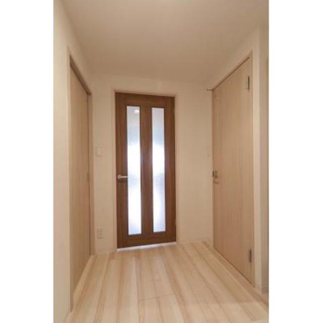 リヴィェ日本橋の玄関|※写真は同タイプ住戸です。