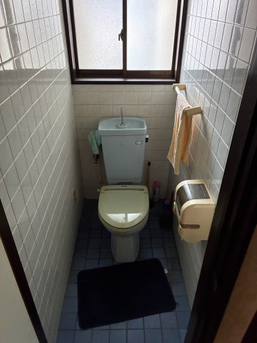 坂井市丸岡町城北1丁目　中古戸建のトイレ
