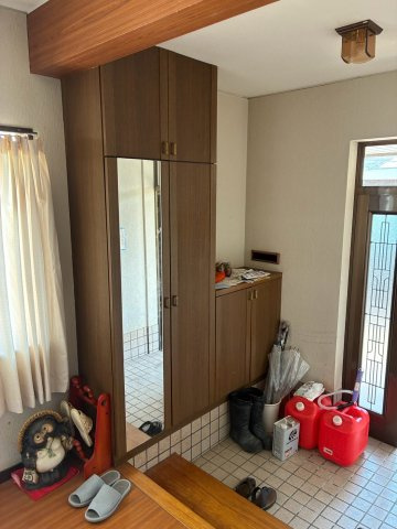 坂井市丸岡町城北1丁目　中古戸建の玄関