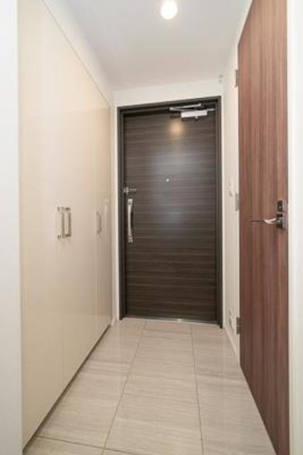 パークアクシス池田山の玄関|※写真は同タイプ住戸です。