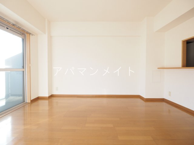 【居間・リビング】 | ヒルシュガッセ | 戸塚周辺ならアパマンメイトへＬｅｔｓ Ｇｏ ！