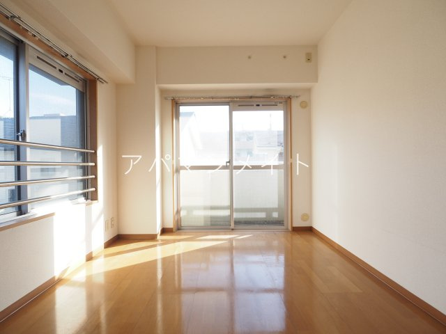 【寝室】 | ヒルシュガッセ | 寝室にぴったりのお部屋です