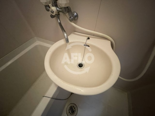 新大阪セレニテの洗面所|新大阪セレニテ　洗面台