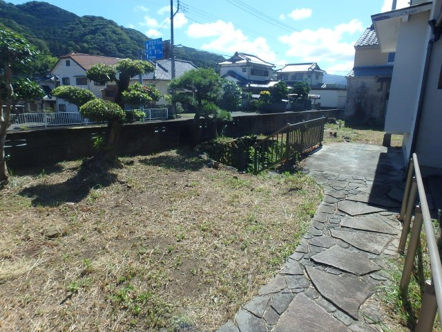 S1771H　箕作大型中古住宅の庭|広い庭