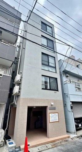 SAKURA HOUSE