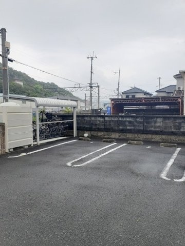 【駐車場】 | パセーオ | 駐車場があるので、車を買う予定の方も安心です