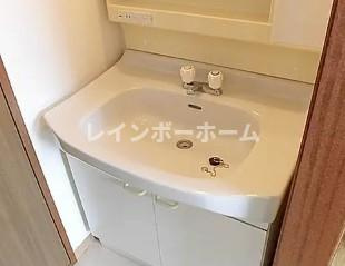 ノースヒルズ平和台の独立洗面台|別部屋参考写真
