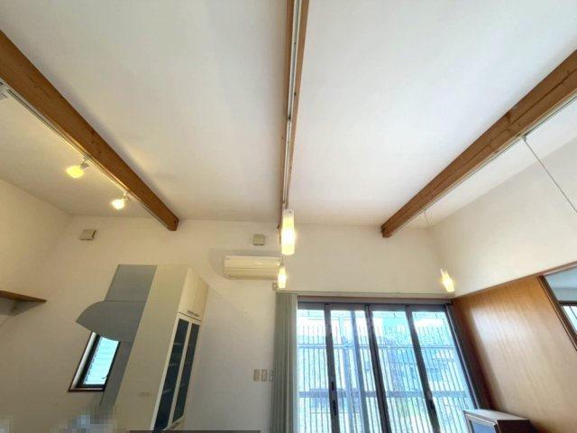 大津市和邇春日3丁目中古戸建の前面道路含む現地写真