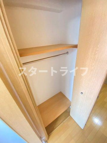 大阪市淀川区宮原１丁目の賃貸マンションの収納