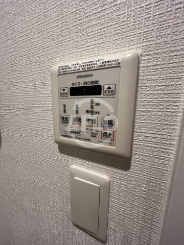 レオングラン新大阪レジデンスの洗面所|レオングラン新大阪レジデンス　浴室乾燥機