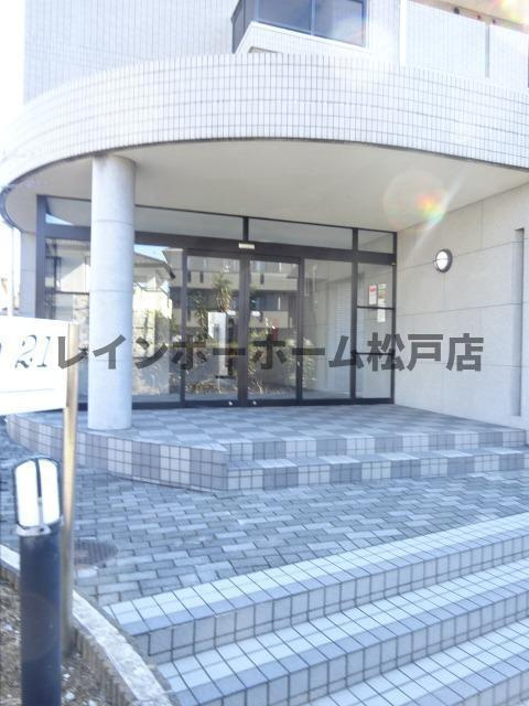 【非対面対応】接客・申込・契約オンライン！LINE×相談可！のエントランス