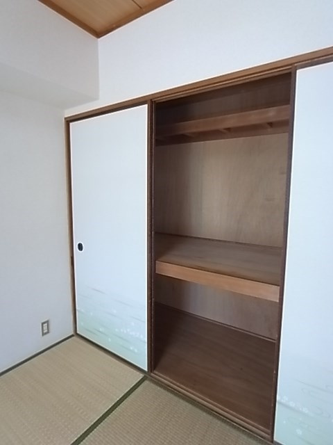 ジュエリー山手の収納