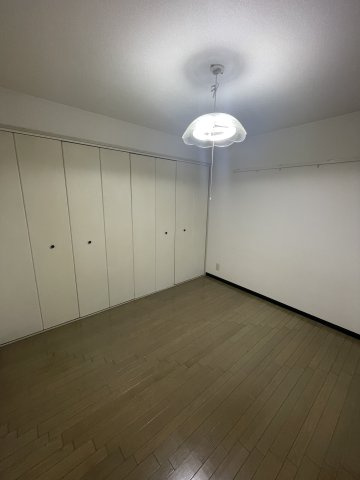 サンコート須磨の洋室