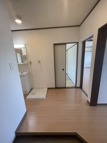 落合農住団地E棟の玄関