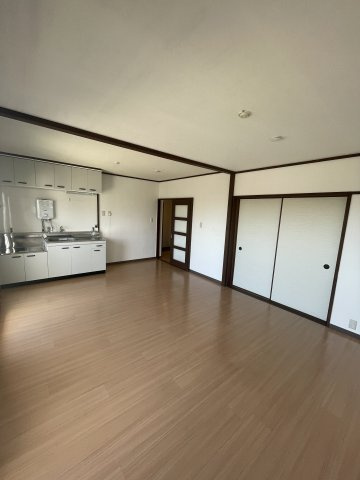 落合農住団地E棟の居間・リビング