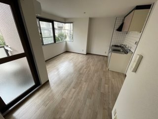 ヒルコート深江北町の居間・リビング