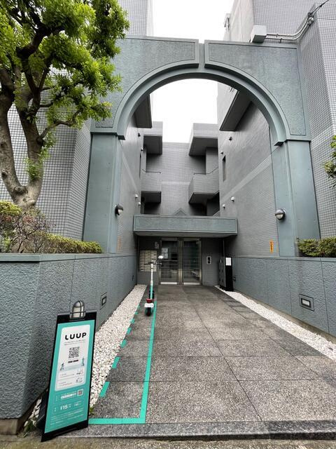 エルスタンザ中目黒のエントランス
