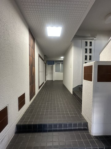 駅北ビルのロビー