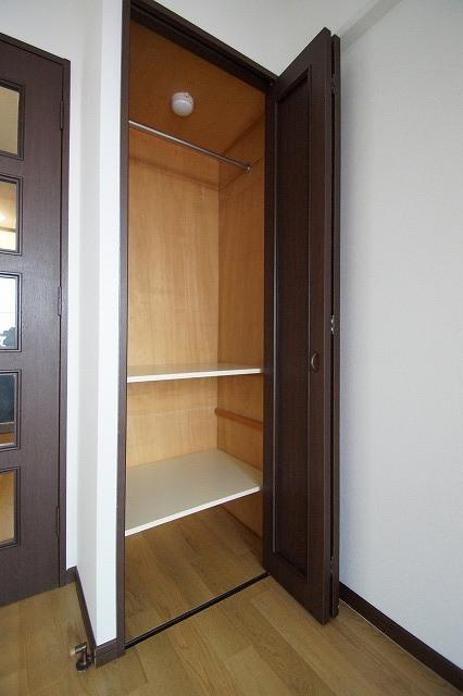 パラージュ西新の収納