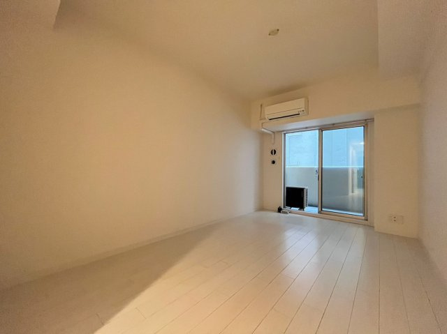 セイル淀屋橋の居間・リビング