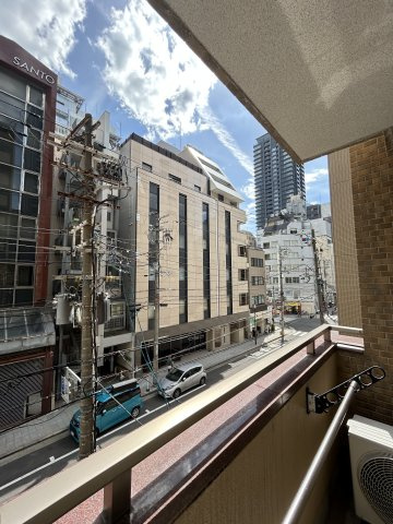 アスリート御堂筋本町のロビー