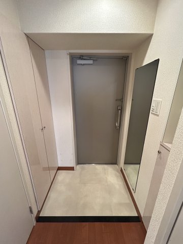 アスリート御堂筋本町の玄関