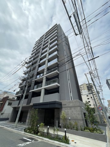 シーズンフラッツ渡辺通の外観