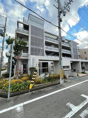 ストリームサイド甲子園の外観