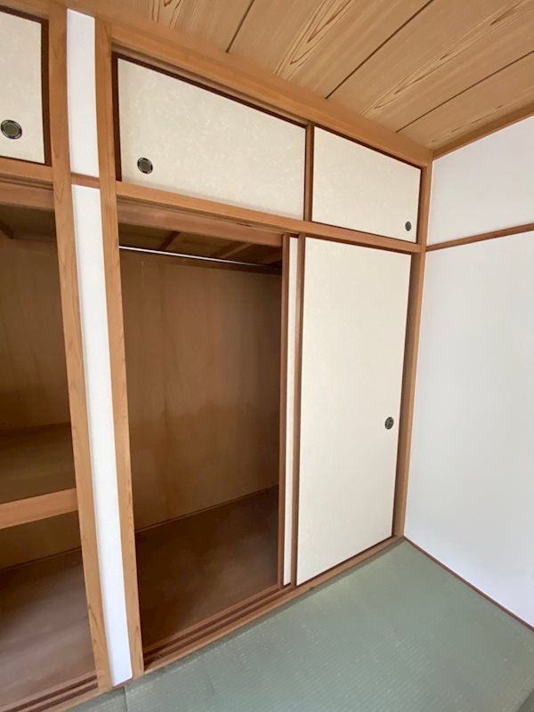 クスチュウ旗塚通の収納