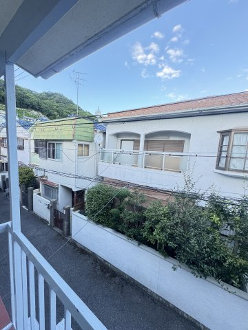 湊山町貸家の展望