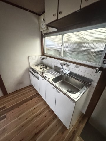 湊山町貸家のキッチン