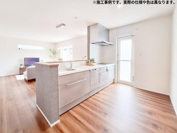 曙台2丁目　新築の内観：施工例|キッチン　施工事例写真　※写真はイメージです。実際の仕様や色とは異なる場合があります。