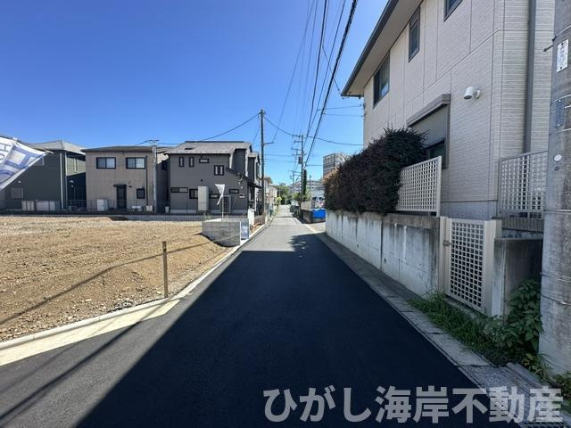 茅ヶ崎市高田4丁目　売地　全９区画の前面道路含む現地写真|現地外観