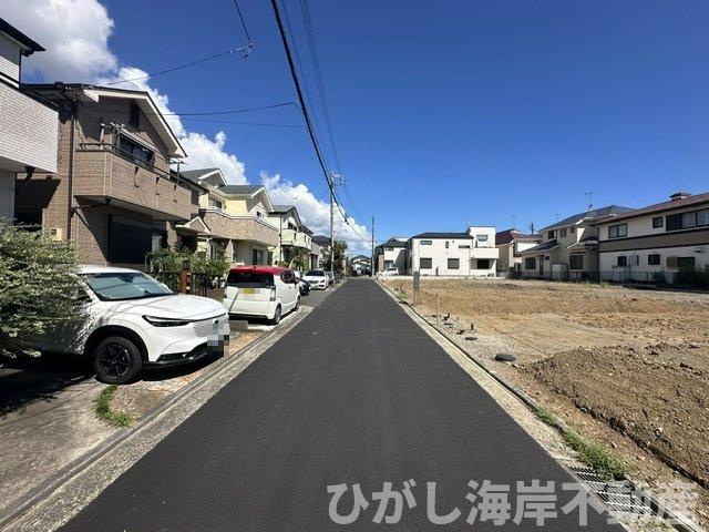 茅ヶ崎市高田4丁目　売地　全９区画の前面道路含む現地写真|現地外観