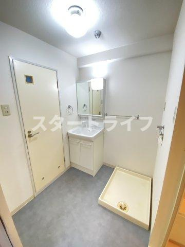 大阪市淀川区西宮原２丁目の賃貸マンションの洗面所