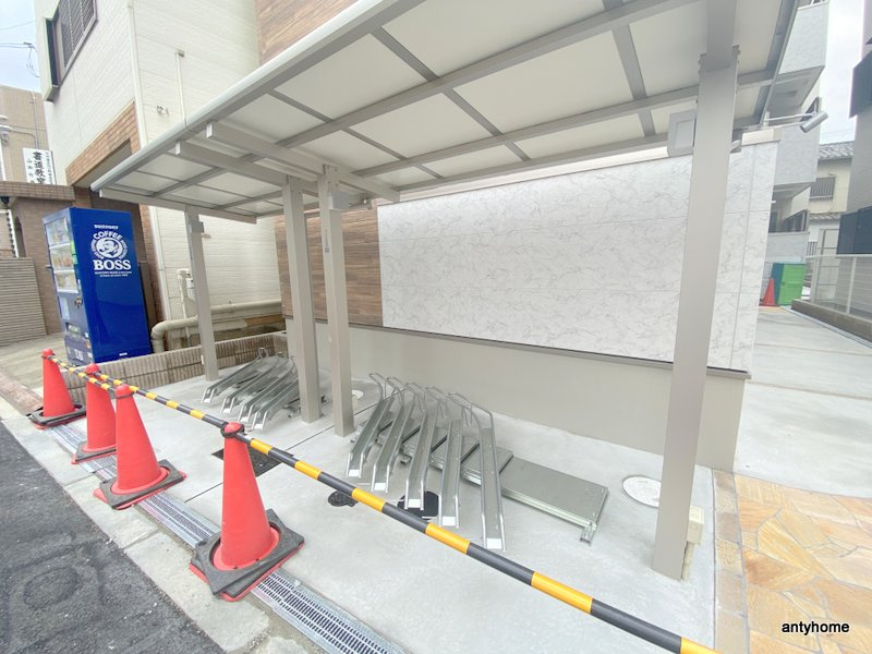 フジパレス上新庄駅北Ⅲ番館 仲介手数料無料の駐車場