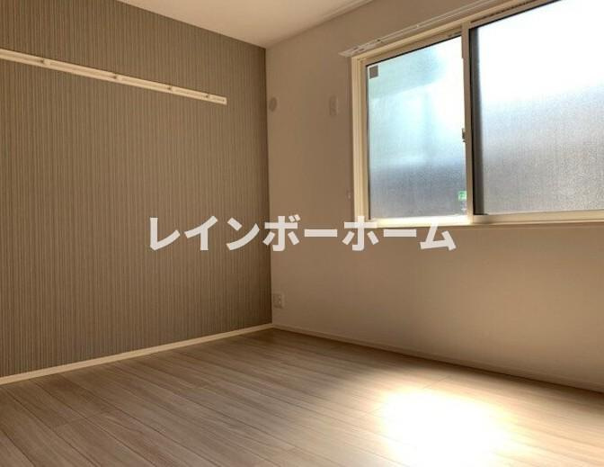 フローラの寝室