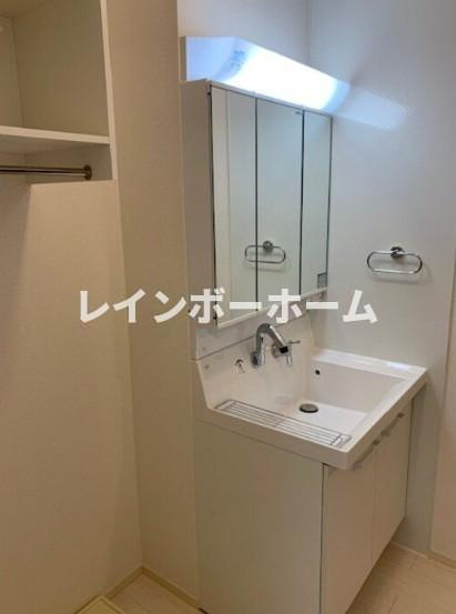 フローラの独立洗面台