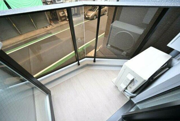ＧＲＡＮＳＩＴＥ　ＮＡＫＡＭＥＧＵＲＯのバルコニー